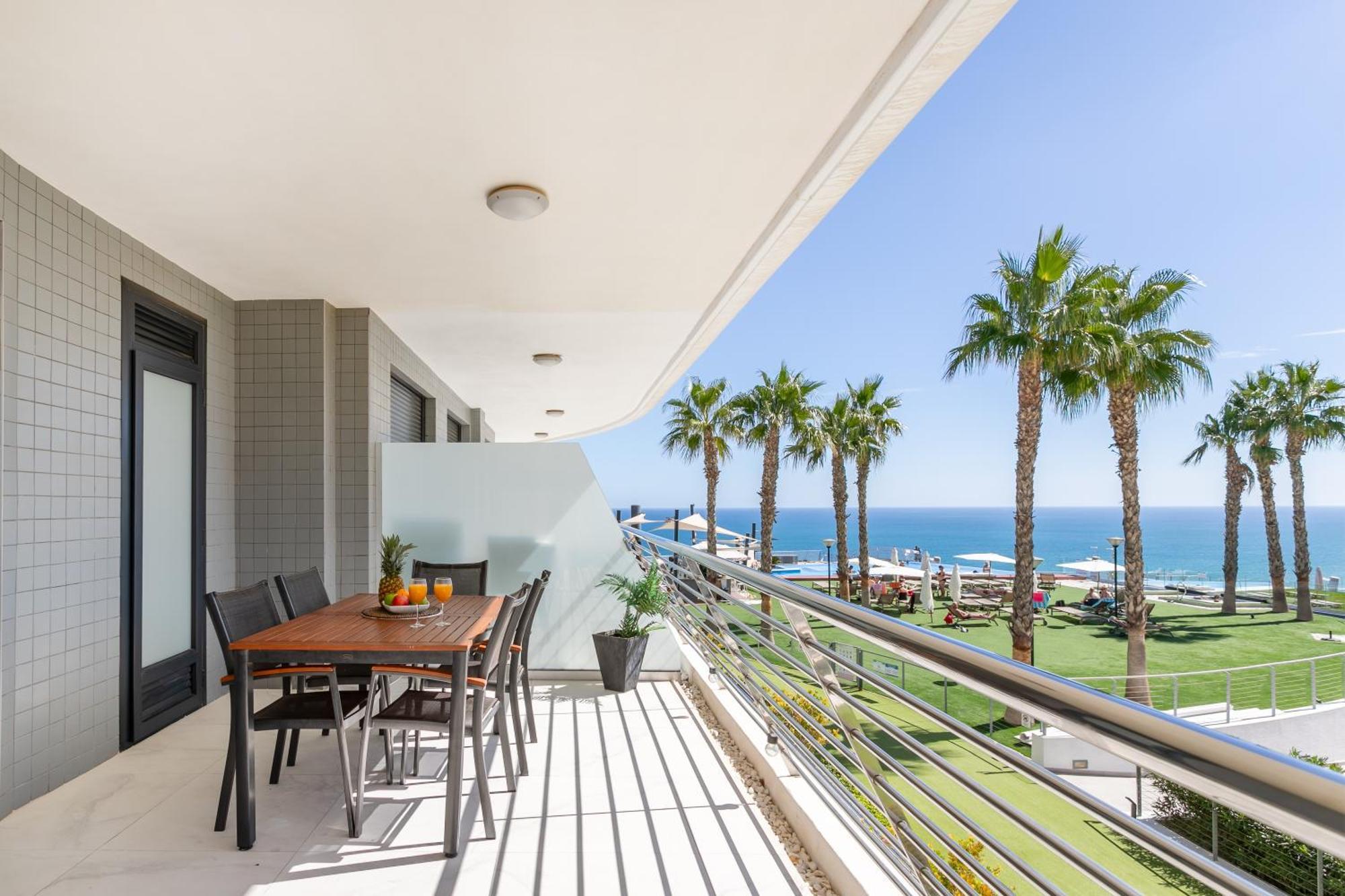 Infinity View Luxury Beachfront