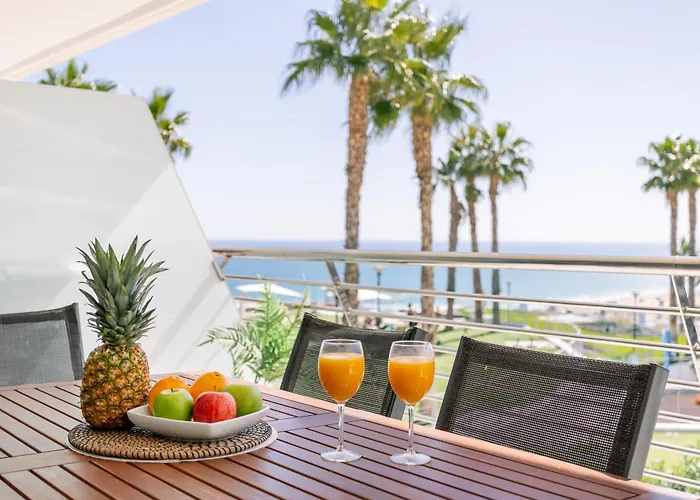 Infinity View Luxury Beachfront Apartment